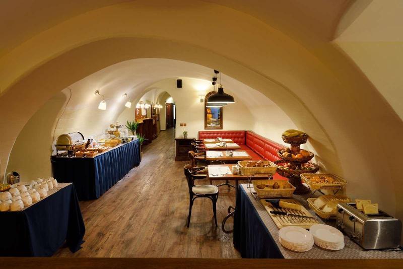 The Charles Hotel Niagara-on-the-Lake Esterno foto